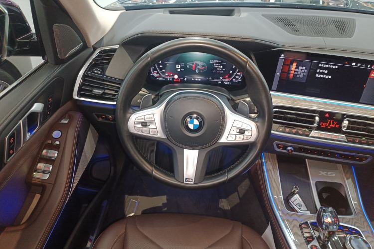 Used BMW X5 2022 xDrive 30Li M Sport Package