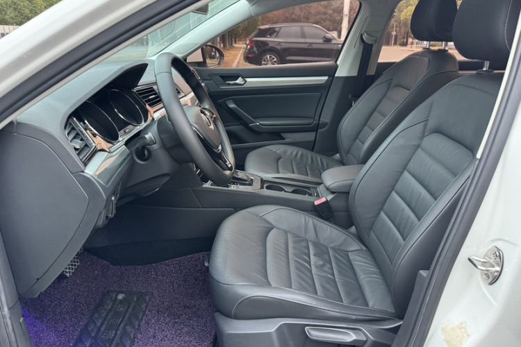 Used Volkswagen Lamando 2015 280TSI DSG Comfort Edition
