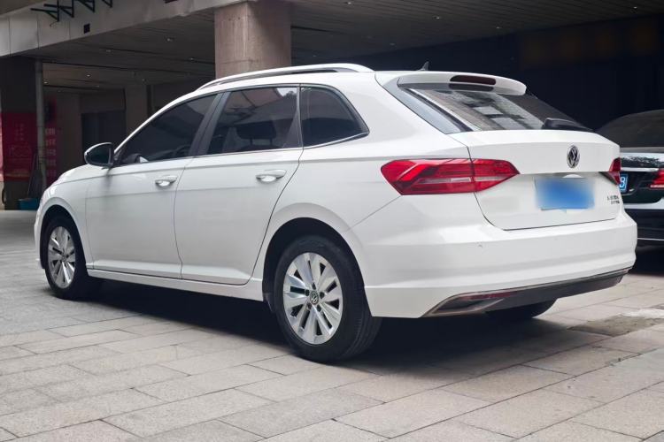 Used Volkswagen Lavida 2019 Hatchback 200TSI DSG Comfort Edition China VI
