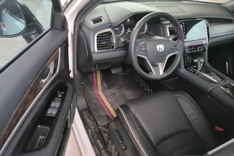 Used Honda UR-V 2017 240TURBO Two-Wheel Drive Luxury Edition China V