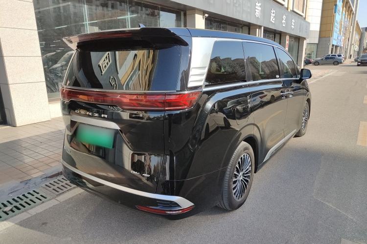 Used Denza D9 2022 DM-i 970 Four-Wheel Drive Prestige Model
