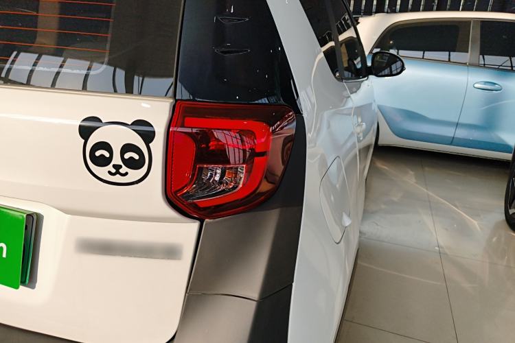 Used Chery Little Ant 2022 Sweet Pink Edition Half-Sugar Version Lithium Iron Phosphate 29.2 kWh 30 kW 301 km
