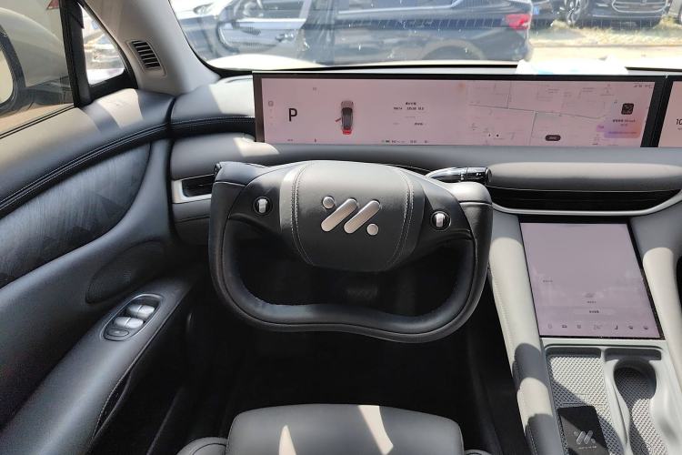 Used  LS6 2023 Max Standard Edition
