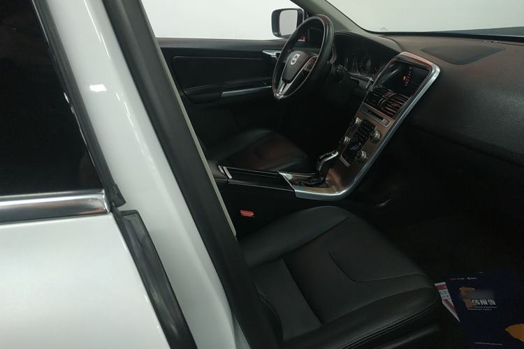 Used Volvo XC60 2017 T5 Smart Upgrade Edition