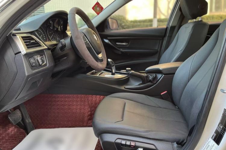 Used BMW 3 Series 2017 318Li Fashion Model
