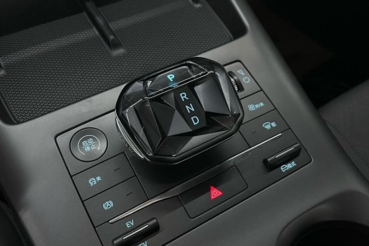 Used BYD Qin PLUS 2025 DM-i Smart Drive 55KM Leading Model
