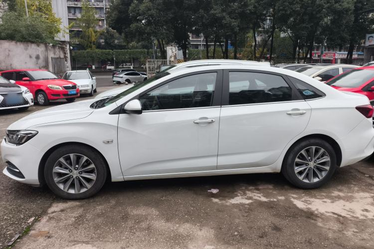 Used Chevrolet Monza 2020 320 Automatic Enjoyment Edition
