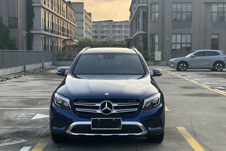Used Mercedes-Benz GLC 2016 GLC 300 4MATIC Dynamic Model
