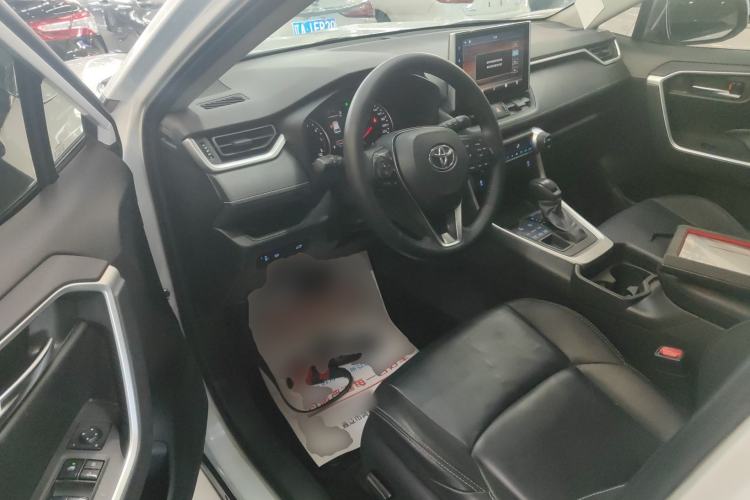 Used Toyota Wildlander 2020 2.0L CVT 4x4 Luxury Edition
