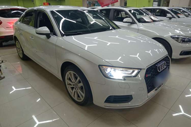 Used Audi A3 2017 Limousine 35 TFSI Ambition Edition
