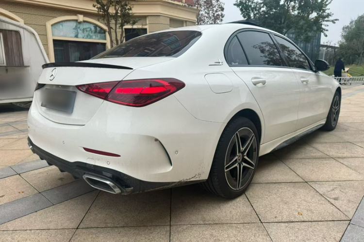 Used Mercedes-Benz C-Class 2024 Facelifted C-Class 260 L Night Edition Sports Version
