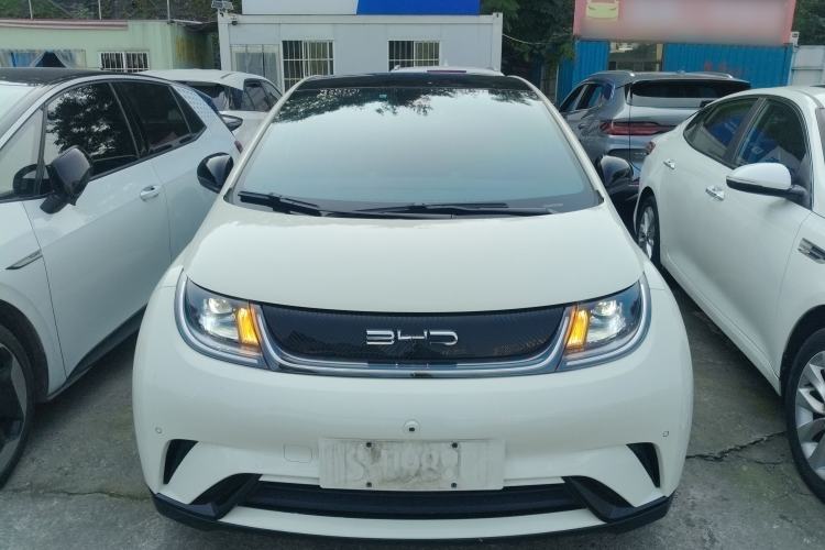 Used BYD Dolphin 2023 420 km Fashion Edition
