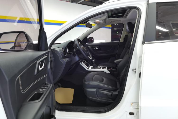 Used Bestune X40 2019 1.6L Automatic Luxury Version China V Emission Standard