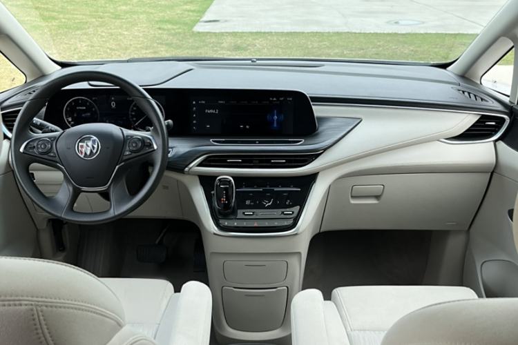 Used Buick GL8 2023 ES Lu Zun Comfort Model

