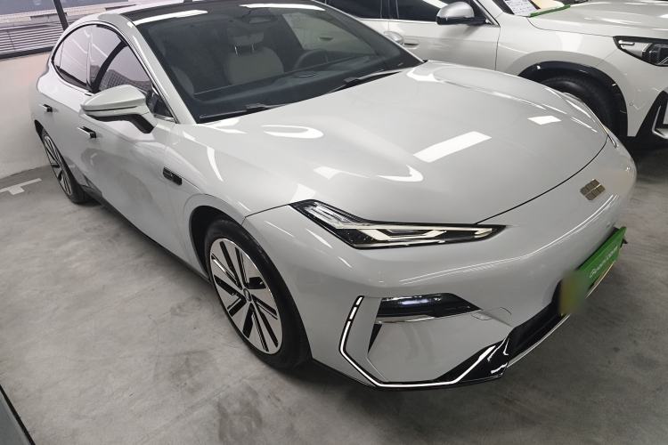 Used  E8 2024 665 km Range Rear-Drive Starship Long-Range Version