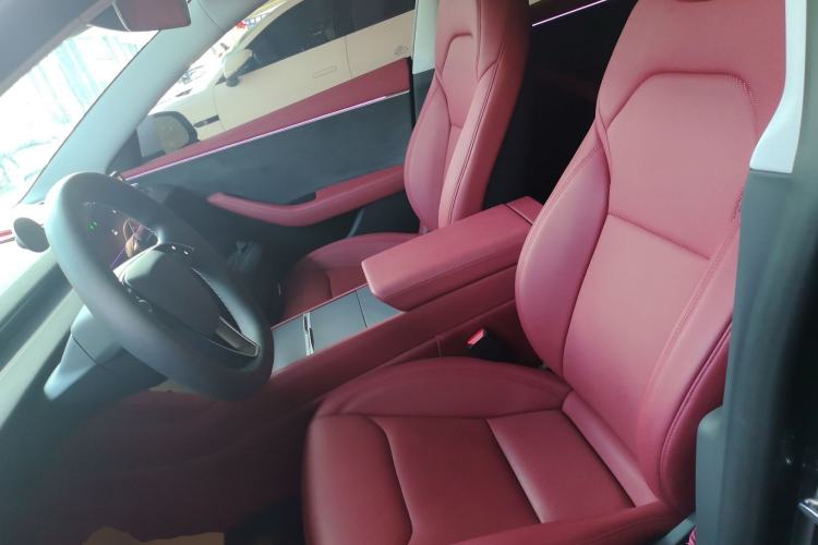 Used Tesla Model 3 2023 Long-Range All-Wheel-Drive Version
