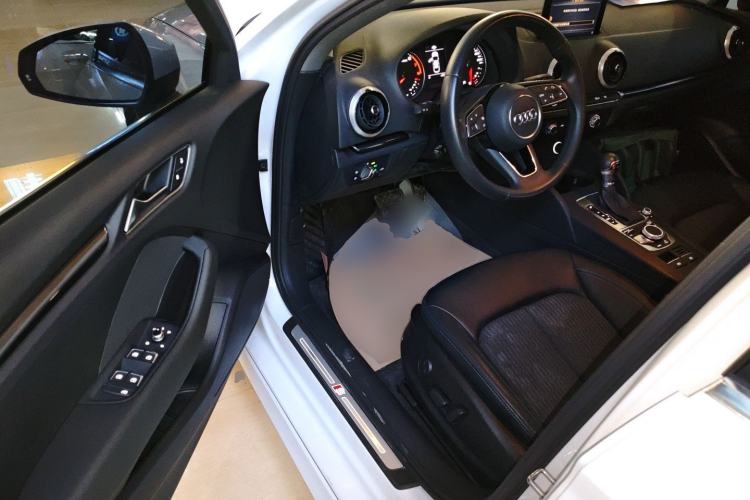 Used Audi A3 2020 Limousine 35 TFSI Fashion Edition China VI Emission Standard
