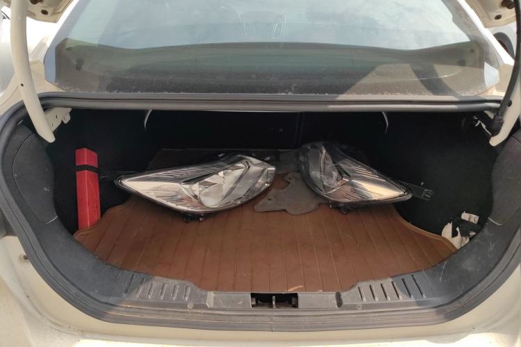 Used Ford Focus 2012 Sedan 1.6L Automatic Fashion Edition