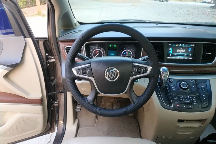 Used Buick GL8 2017 25S Luxury Version China V Standard
