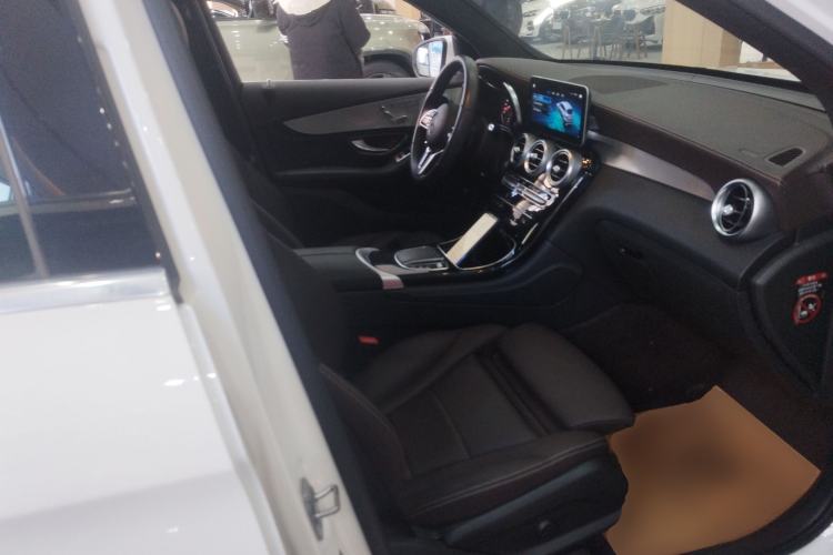 Used Mercedes-Benz GLC 2020 GLC 260 L 4MATIC Dynamic Model
