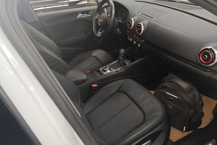 Used Audi A3 2020 Limousine 35 TFSI Fashion Edition China VI Emission Standard