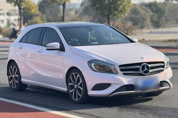 Used Mercedes-Benz A-Class 2015 A 200 Fashion Model