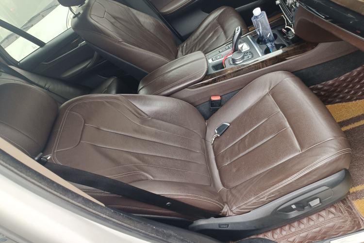 Used BMW X5 2017 xDrive28i
