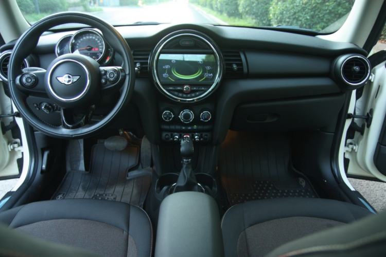 Used  MINI 2016 1.2T ONE Pioneer Edition
