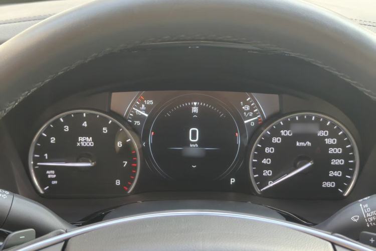 Used Cadillac XT5 2018 25T Luxury Model
