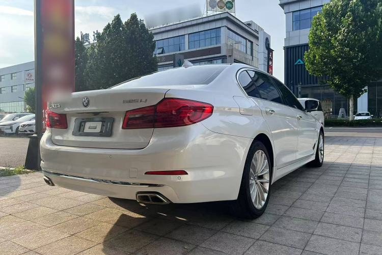 Used BMW 5 Series 2018 525Li Luxury Package
