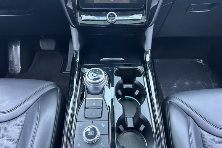 Used Ford Explorer 2020 EcoBoost 285 4x4 Platinum Edition 6 Seats
