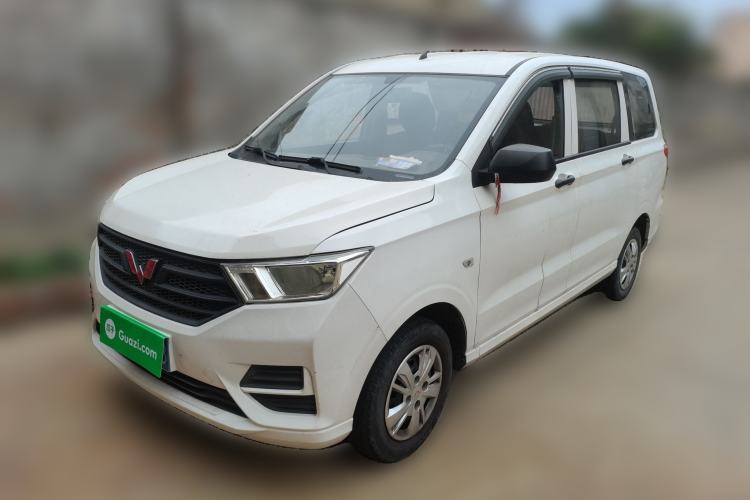 Used Wuling Hongguang 2019 1.5L S Basic Version China VI Standard LAR