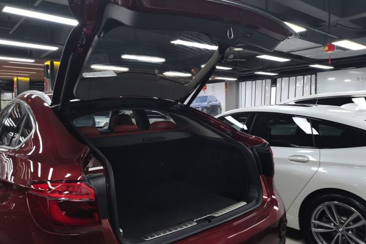 Used BMW X6 2018 xDrive28i
