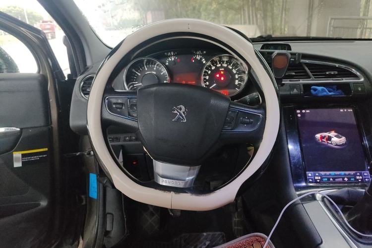 Used Peugeot 3008 2016 2.0L Manual Classic Edition
