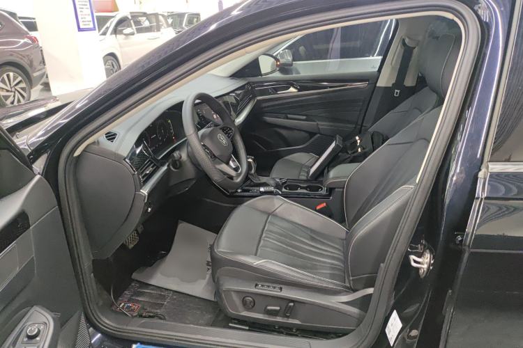 Used Volkswagen Passat 2024 330TSI Starry Elite Edition
