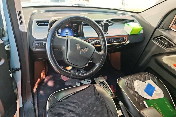 Used Wuling Hongguang MINIEV 2022 Macaron Fashion Model Lithium Iron Phosphate