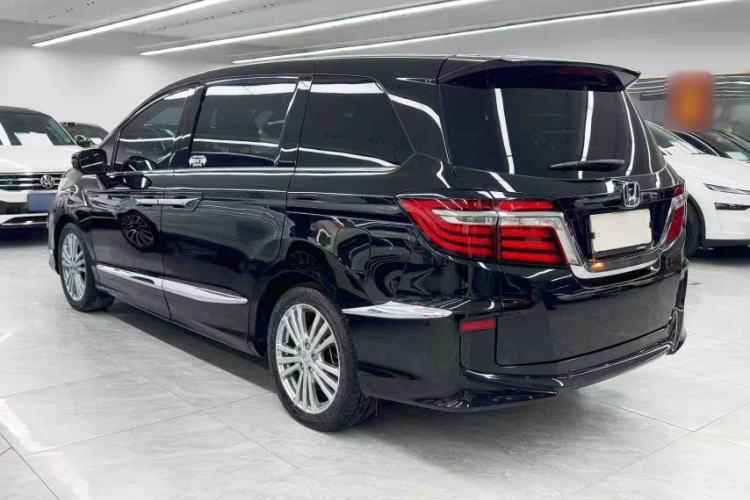 Used Honda Elysion 2016 2.4L Classic Edition
