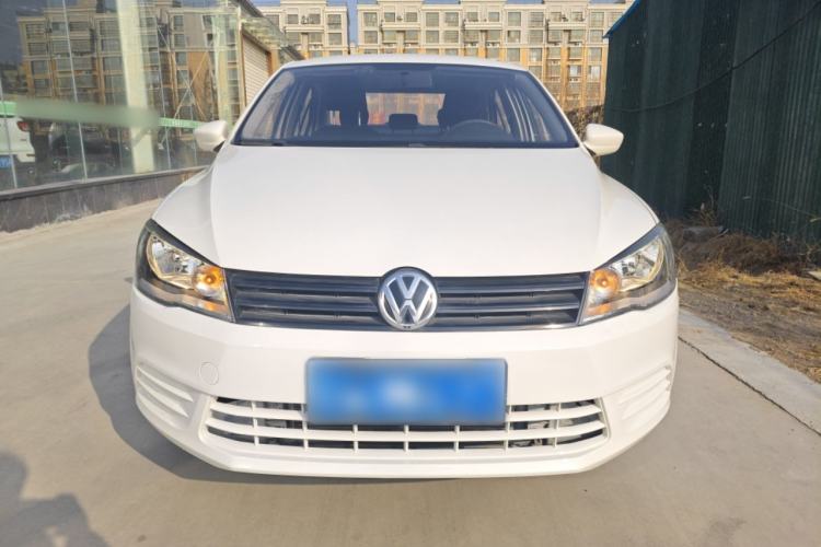 Used Volkswagen Jetta 2015 Value Edition 1.6L Manual Fashionable Style
