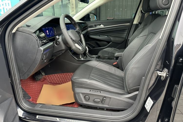 Used Volkswagen Passat 2022 330TSI Starry Luxury Edition Custom Version
