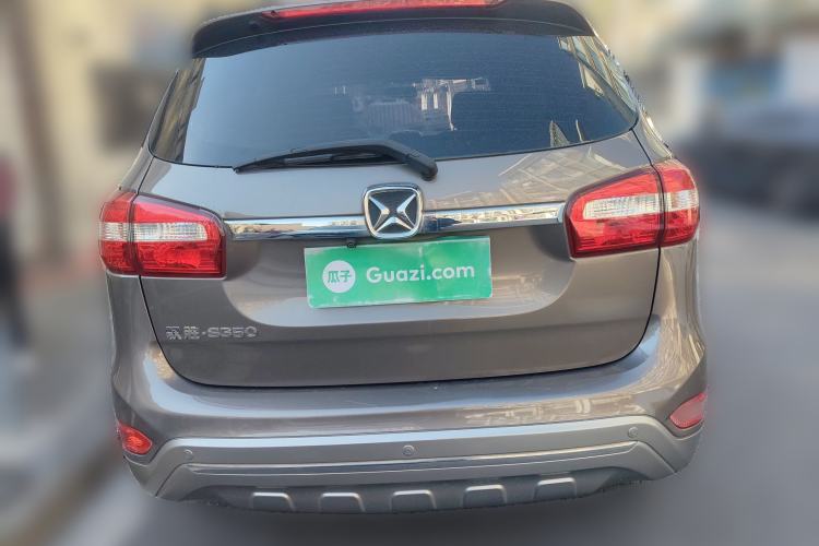 Used JMC Yusheng S350 2013 2.4T Automatic 2WD Diesel Luxury Edition 5 Seats
