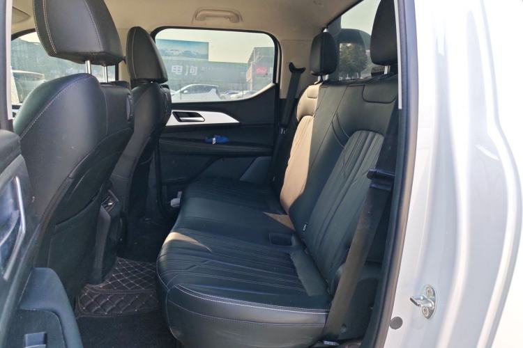 Used Great Wall King Kong Poer 2023 2.0T Automatic Diesel Two-Wheel-Drive Elite Version Flatbed GW4D20M
