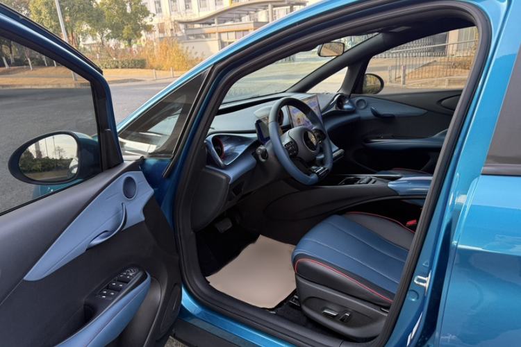 Used BYD Dolphin 2021 405 km Fashion Edition
