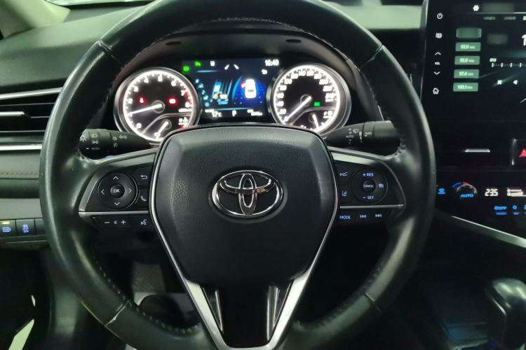 Used Toyota Camry 2021 2.0G Luxury Edition