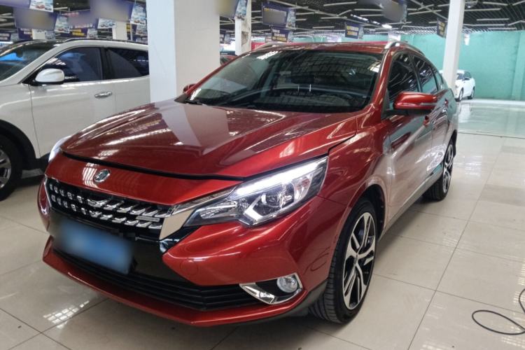 Used Venucia T90 2018 2.0L CVT Smart Connect Leading Edition China V Standard