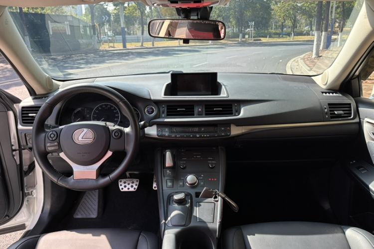 Used Lexus CT 2017 CT200h Comfort Edition Monochrome China V Standard