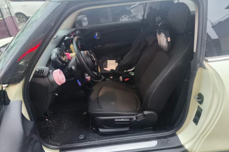 Used MINI MINI 2014 1.5T COOPER Fun
