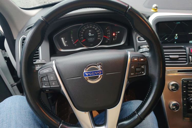 Used Volvo XC60 2015 T5 Smart Upgrade Model