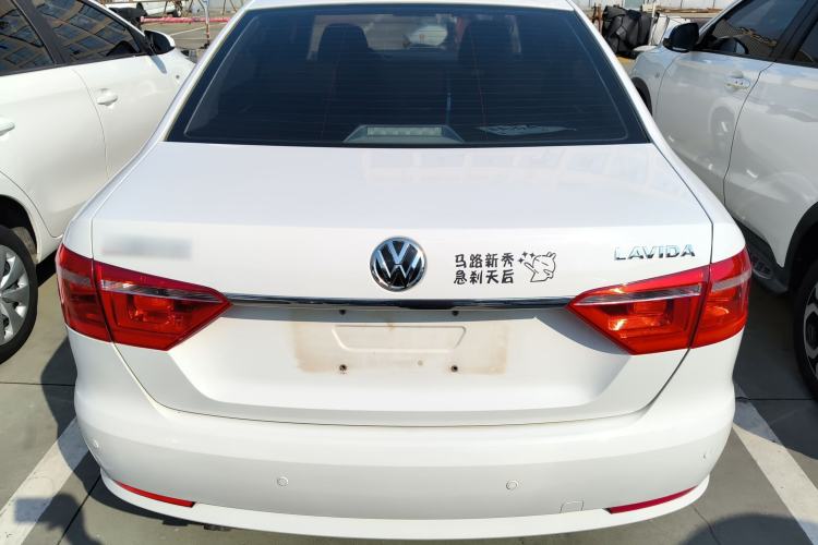 Used Volkswagen Lavida 2013 Revised Classic 1.6L Automatic Fashion Edition