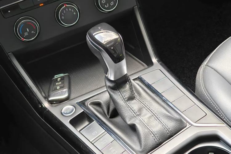 Used Volkswagen Passat 2022 280TSI Business Edition
