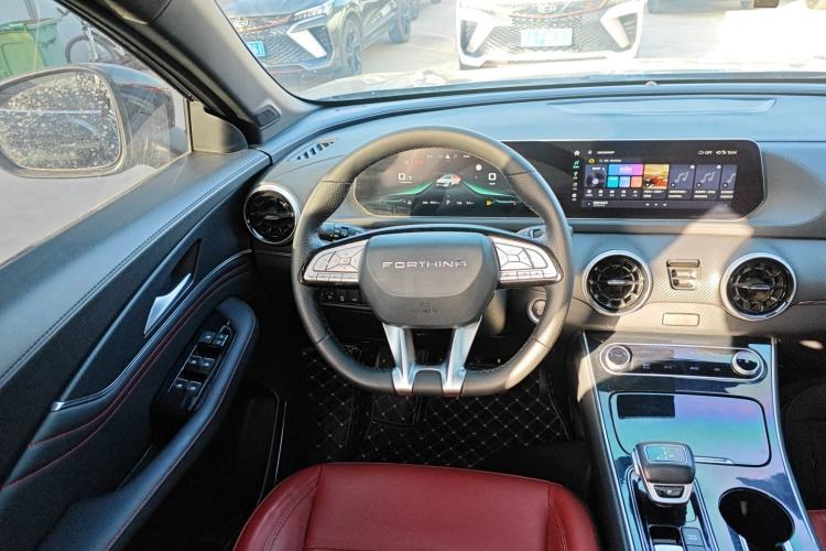 Used FORTHING T5 EVO 2021 1.5TD DCT Starry Edition
